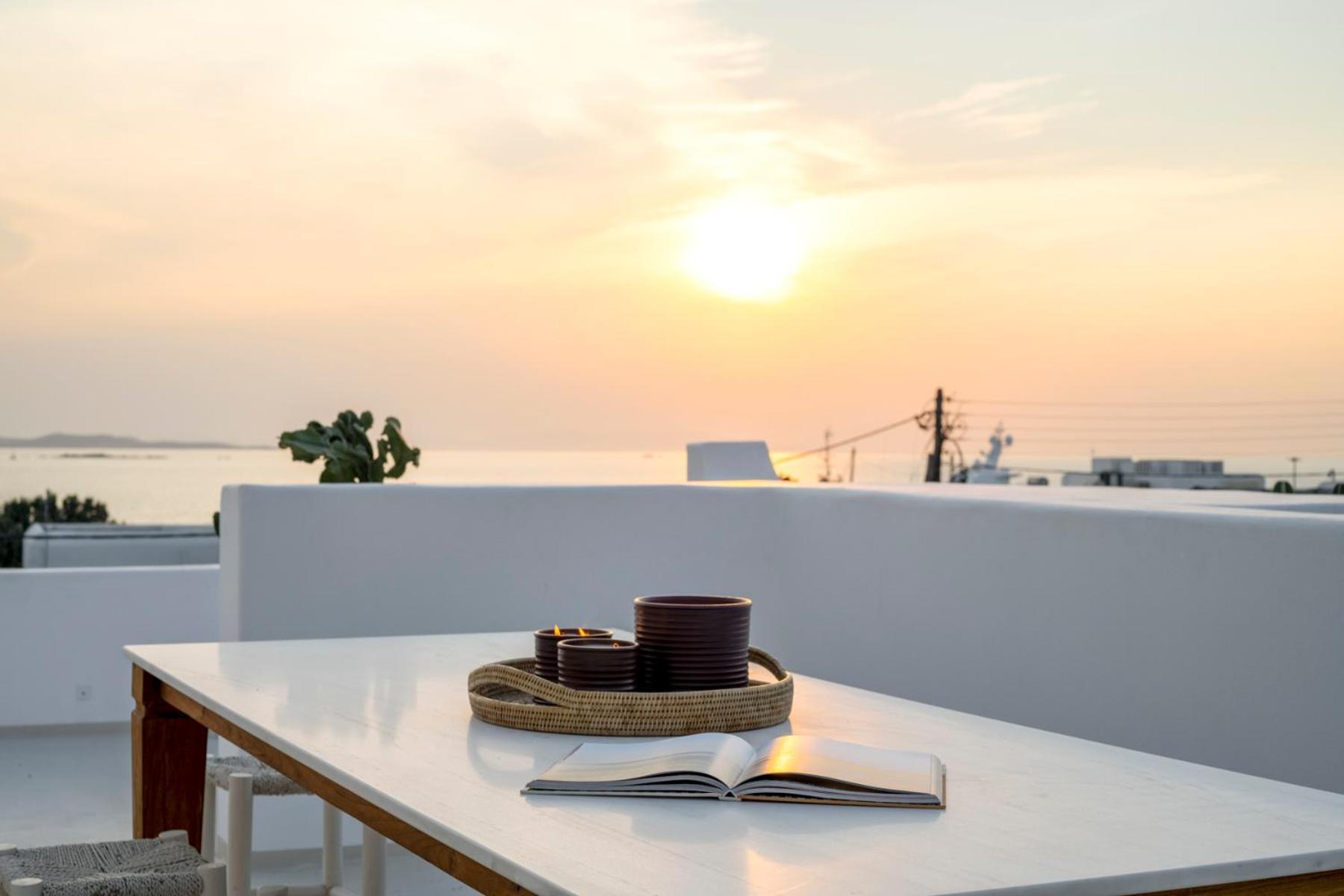 Simple House Mykonos Sunset *